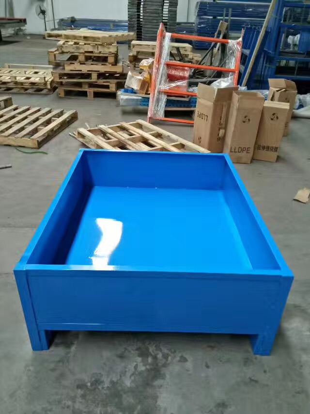 钢制料箱